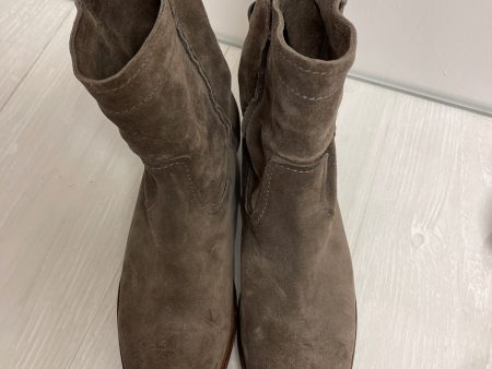 Boots Designer By Frye In Grey, Size: 7.5 For Sale