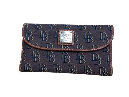 Wallet Designer By Dooney And Bourke, Size: Medium For Sale