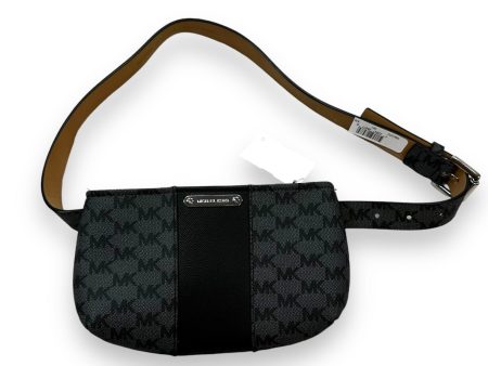 Black Belt Bag By Michael Kors, Size: Small M For Sale