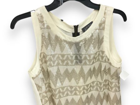 Top Sleeveless By Astr In Tan & White, Size: M Online