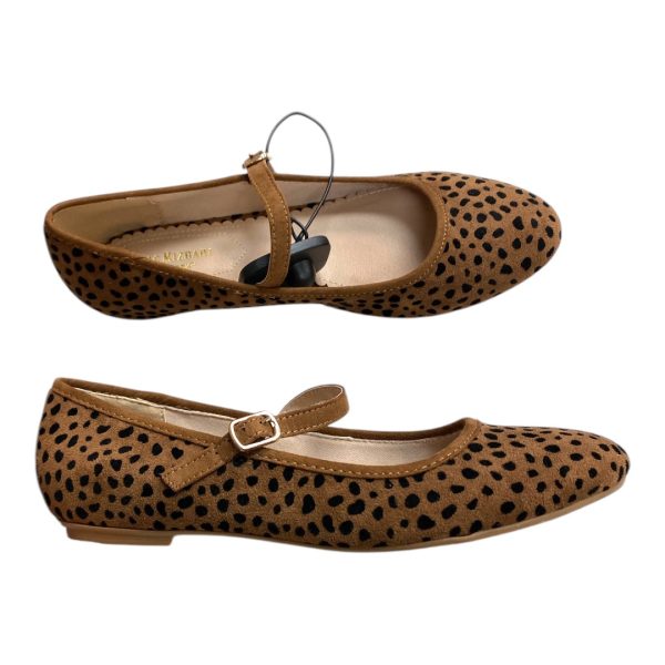 Shoes Flats By Isaac Mizrahi In Animal Print, Size: 7.5 on Sale