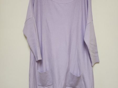 Top Long Sleeve Designer By Lilly Pulitzer In Purple, Size: M Supply