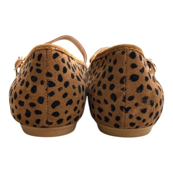 Shoes Flats By Isaac Mizrahi In Animal Print, Size: 7.5 on Sale