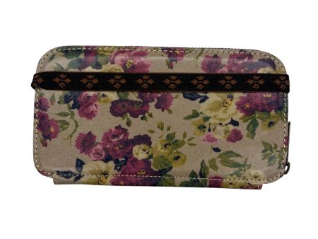 Wallet Designer By Patricia Nash In Floral Print, Size:Medium For Sale