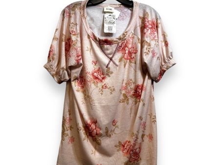 Top Short Sleeve Basic By Bibi In Floral Print, Size: L Online Hot Sale