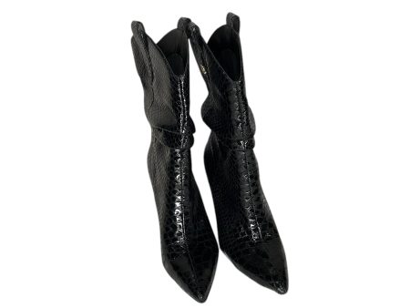 Boots Ankle Heels By Guess In Black, Size: 6 on Sale