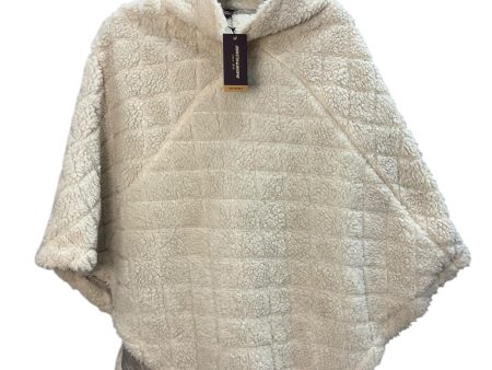 Poncho By Johnston & Murphy In Cream, Size: Osfm Fashion