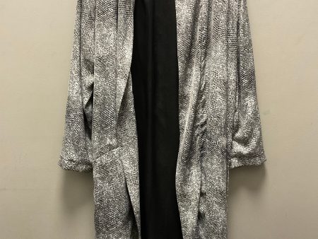 Kimono By Bb Dakota In Grey, Size: L For Discount